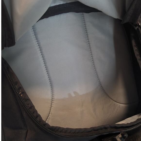 Burton Snowboarding Gorpcore Liquid Lounger Black Utility Backpack - Picture 5 of 9